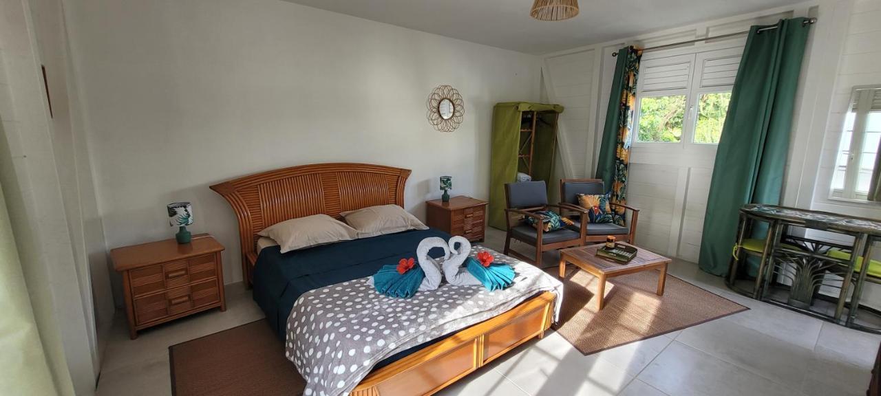 Ti-Hibiscus Bungalow T1 Clim-Wifi 30M2 2 Pers Grande Savane Esterno foto