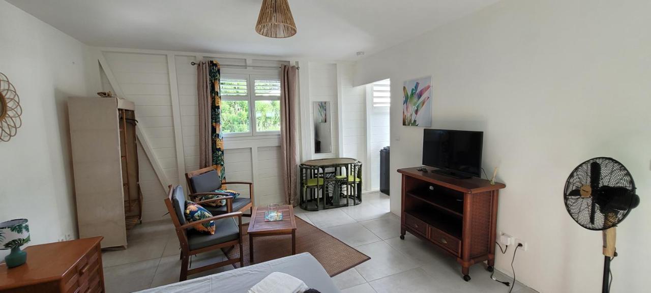 Ti-Hibiscus Bungalow T1 Clim-Wifi 30M2 2 Pers Grande Savane Esterno foto